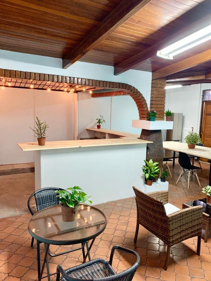 Global House Cr Hostel Backpackers Alajuela Habitacion Compartida 2 Camas Por Habitacion Exteriör bild